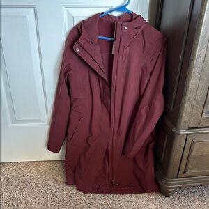 Women's Burgundy lululemon rain coat 🌧️